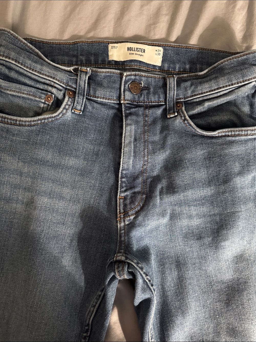 Hollister Men's Slim Straight Jeans in Faded Blue Denim